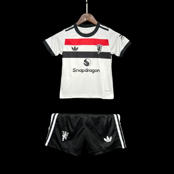 Manchester United Maillot Third 24/25 - Child - Image 1