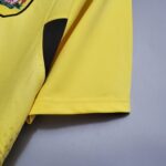 Liverpool Maillot Rétro 04/05 - Image 5