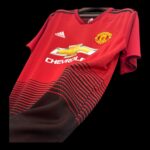 Manchester United Retro Jersey 18/19 - Image 2