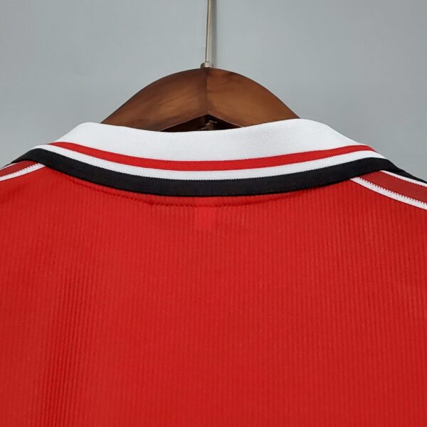 Manchester United Retro Jersey 98/99 - Image 7