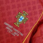 Portugal Maillot Rétro 2004 - Image 4