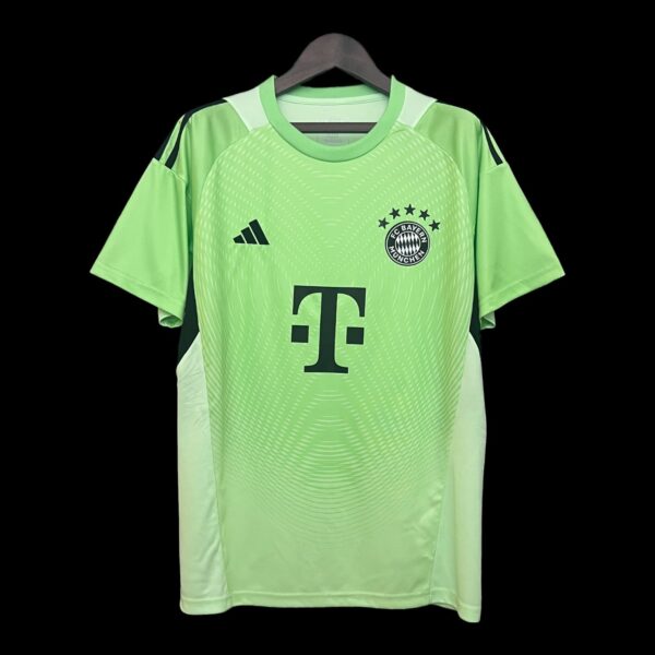 Bayern Munich goalkeeper jersey 25/26 - Image 1