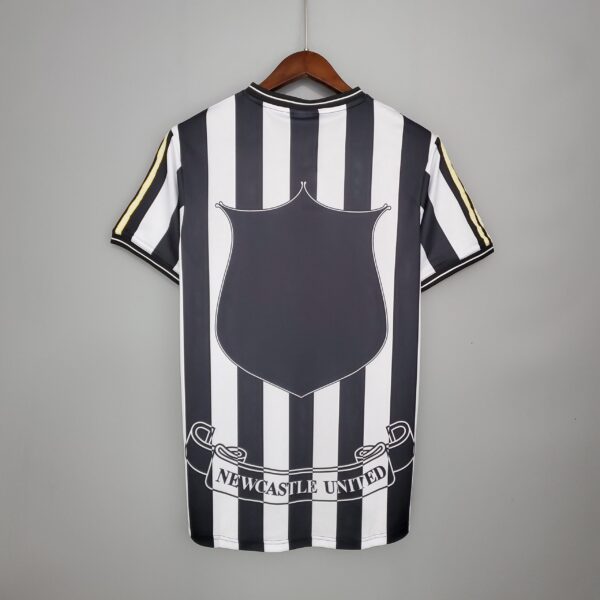 Newcastle Maillot Rétro 97/99 - Image 6